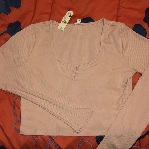 Notch Kylie Tee - Picture 4 of 4